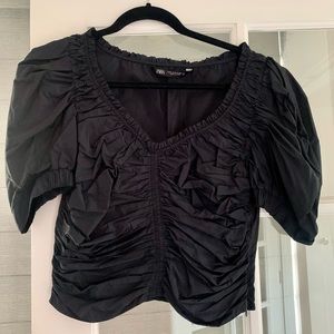 Zara Women’s Brand New Cropped Top